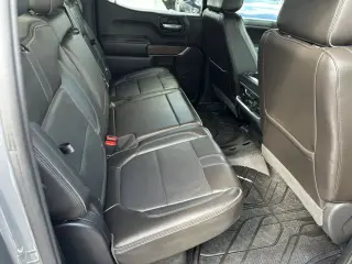 2019 Chevrolet SILVERADO 1500 CREW CAB