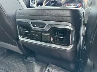 2019 Chevrolet SILVERADO 1500 CREW CAB