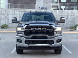 2026 Ram 2500 CREW CAB