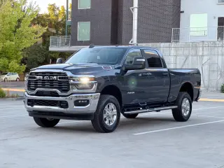 2026 Ram 2500 CREW CAB