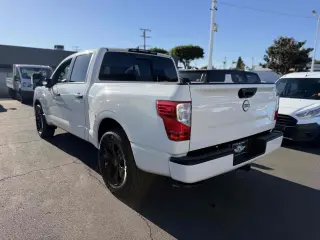 2023 Nissan Titan