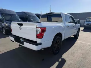 2023 Nissan Titan