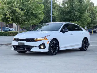 2022 Kia K5