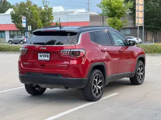 2025 Jeep COMPASS