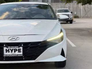 2022 Hyundai ELANTRA