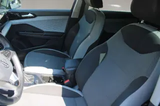 2022 Volkswagen TAOS