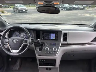 2018 Toyota Sienna