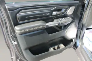 2019 Ram 1500 CREW CAB