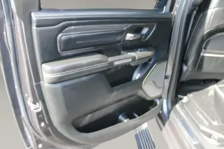 2019 Ram 1500 CREW CAB