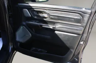 2019 Ram 1500 CREW CAB