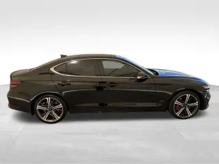 2025 Genesis G70