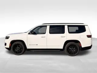 2023 Jeep Wagoneer