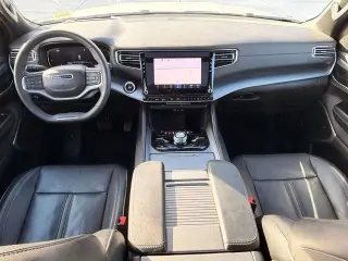2023 Jeep Wagoneer