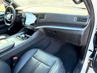 2023 Jeep Wagoneer