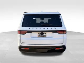 2023 Jeep Wagoneer