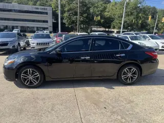 2017 NISSAN ALTIMA