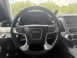 2016 GMC YUKON