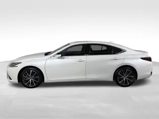 2025 Lexus ES