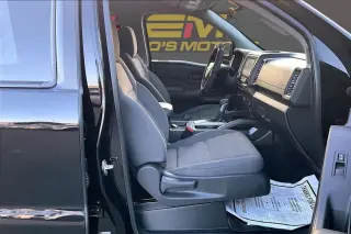 2023 Nissan FRONTIER CREW CAB