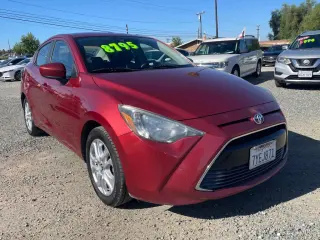 2017 Toyota YARIS IA