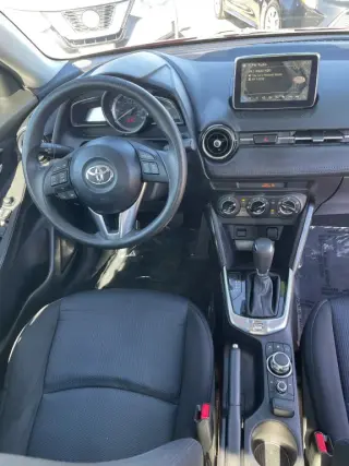 2017 Toyota YARIS IA