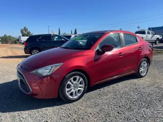 2017 Toyota YARIS IA