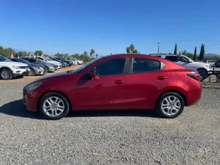 2017 Toyota YARIS IA