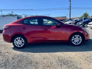2017 Toyota YARIS IA