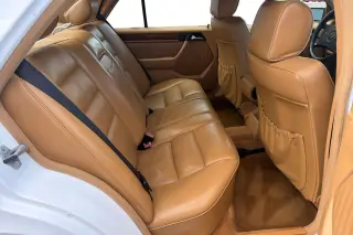 1991 Mercedes-Benz 300 SERIES