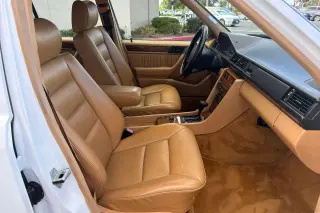 1991 Mercedes-Benz 300 SERIES