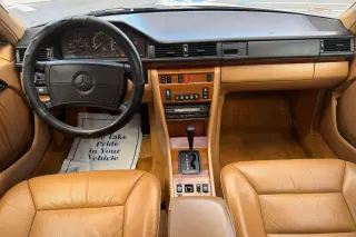 1991 Mercedes-Benz 300 SERIES