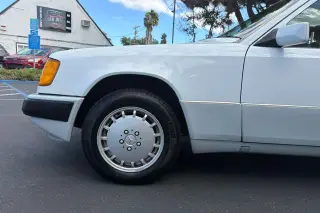 1991 Mercedes-Benz 300 SERIES