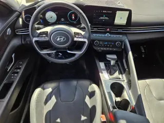 2022 Hyundai Elantra
