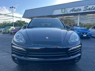 2013 PORSCHE CAYENNE