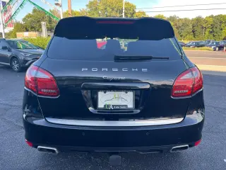 2013 PORSCHE CAYENNE