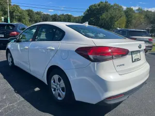 2017 KIA FORTE