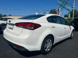 2017 KIA FORTE