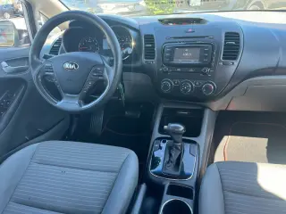 2017 KIA FORTE