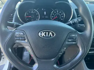 2017 KIA FORTE