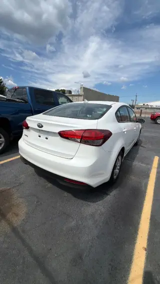2017 KIA FORTE