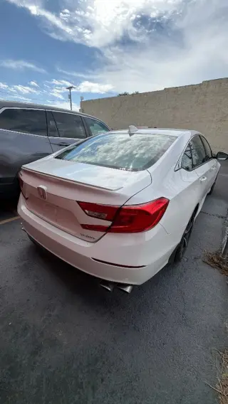 2019 HONDA ACCORD