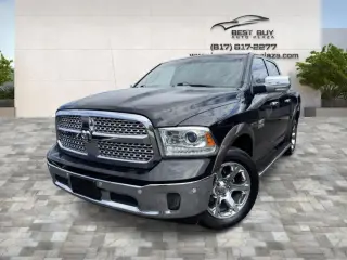 2017 RAM 1500 CREW CAB