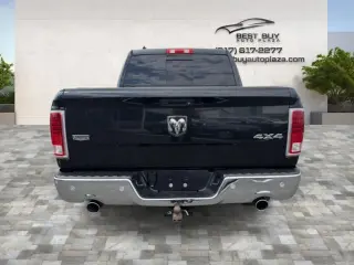 2017 RAM 1500 CREW CAB