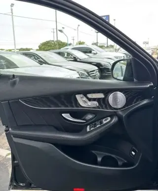 2018 MERCEDES-BENZ GLC