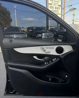 2022 MERCEDES-BENZ GLC