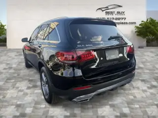 2022 MERCEDES-BENZ GLC