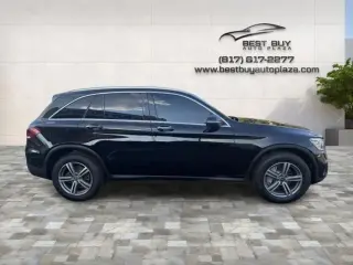 2022 MERCEDES-BENZ GLC