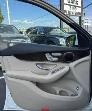 2018 MERCEDES-BENZ GLC