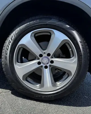 2016 MERCEDES-BENZ GLC