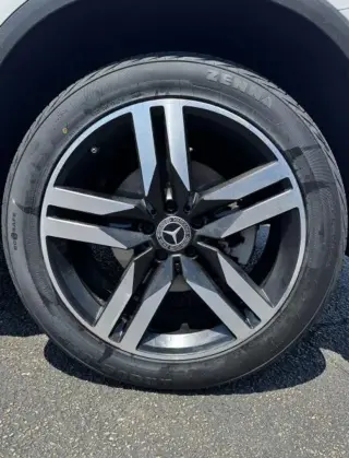 2021 MERCEDES-BENZ GLC